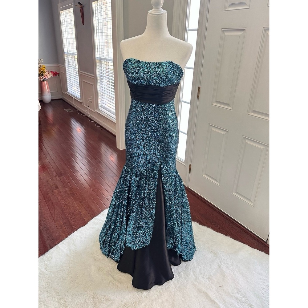 Flirt by Maggie Sottero Vintage Formal Prom Dress Ball Gown Womens 4